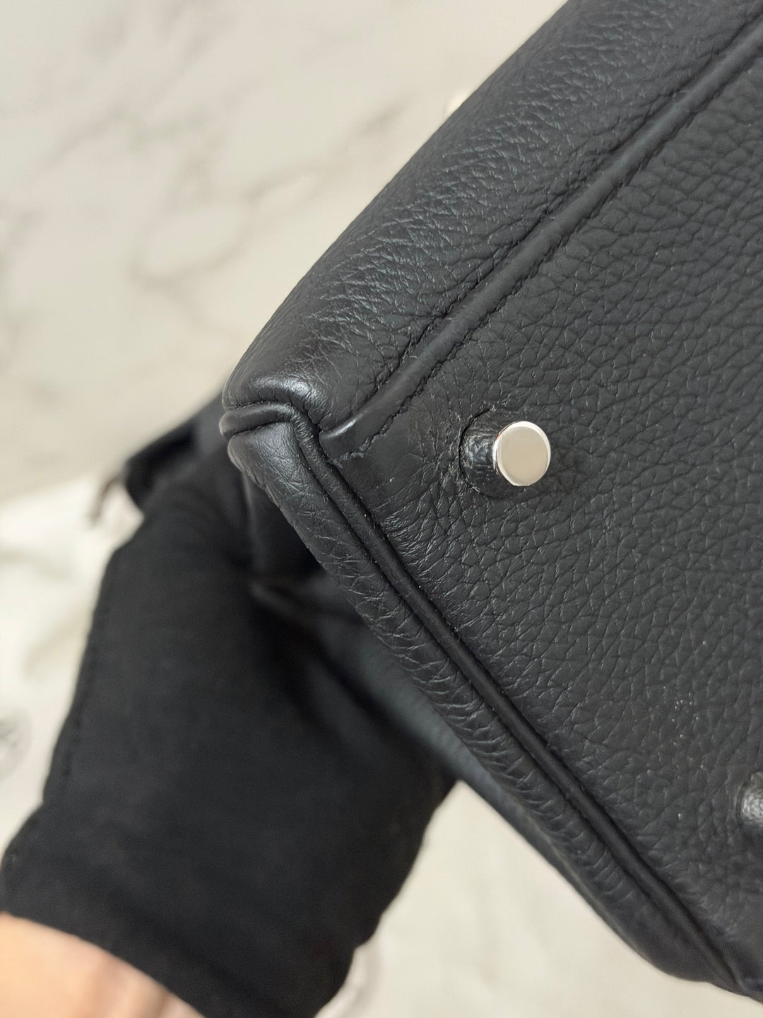 HERMES Noir Black Togo Leather with Palladium Hardware Kelly 28 Retourne Bag Stamp R 2014