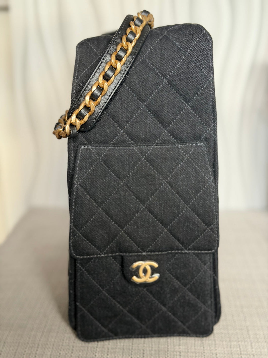 CHANEL 25S 2025 Black Denim Medium 25 Hobo Bag with Detachable Pouch Aged GHW