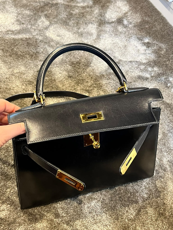 WA/Email to purchase only- HERMÈS Kelly 28 Vintage in Black 89 Noir 89 Box Leather GHW Stamp U in circle 1991