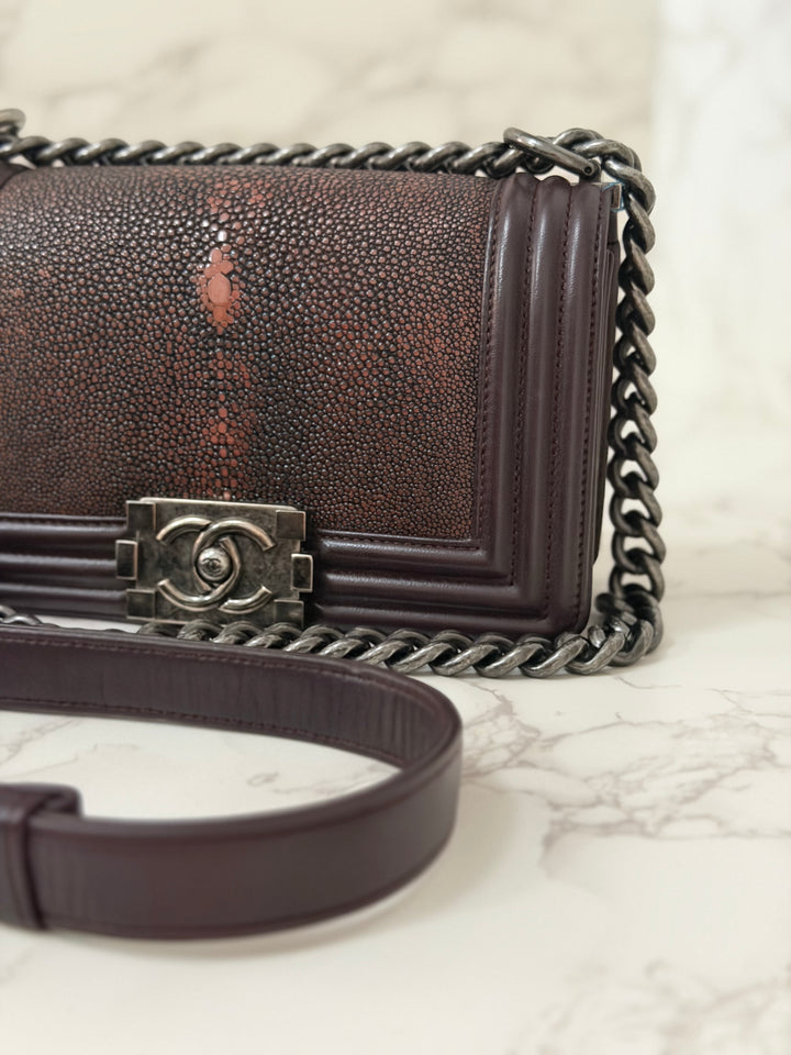 Chanel series 21 2015 Burgundy Lambskin Stingray SMALL Le Boy Flap Bag with Ruthenium HW