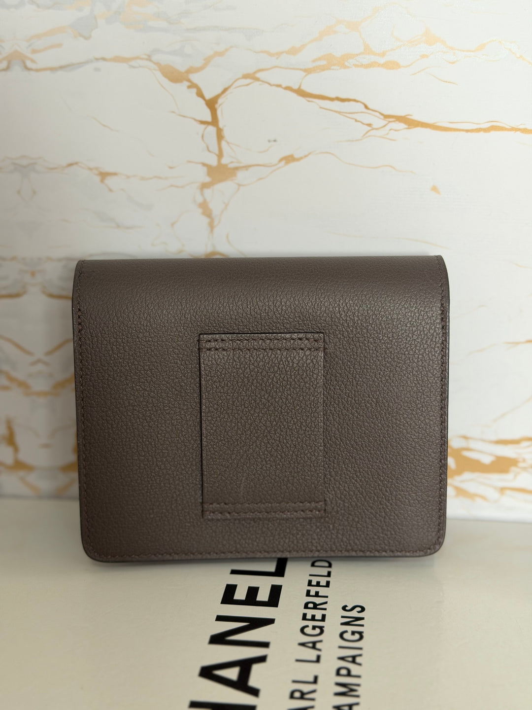 HERMÈS Mini Roulis Slim Wallet in Ecorce outer and Etoupe inner Evercolor leather GHW
