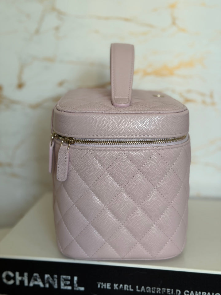 CHANEL series 31 21S Lilac undertone Pink Caviar Vanity Make Up Case 2021