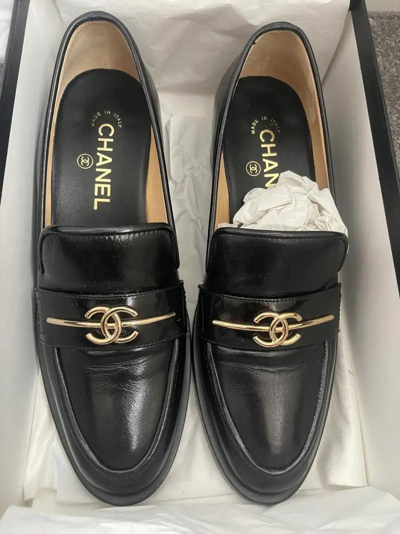 CHANEL Black Loafers Size EU 39