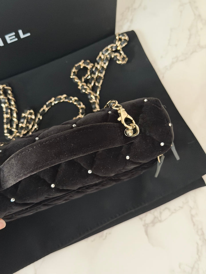 CHANEL 25K 2025 Black Velvet Diamanté Long Vanity with Detachable chain LGHW