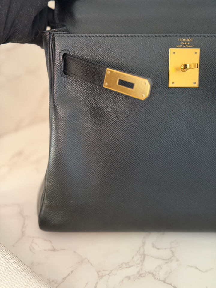 Hermes Noir/Black Epsom Leather GHW Kelly 28 stamp N 2010