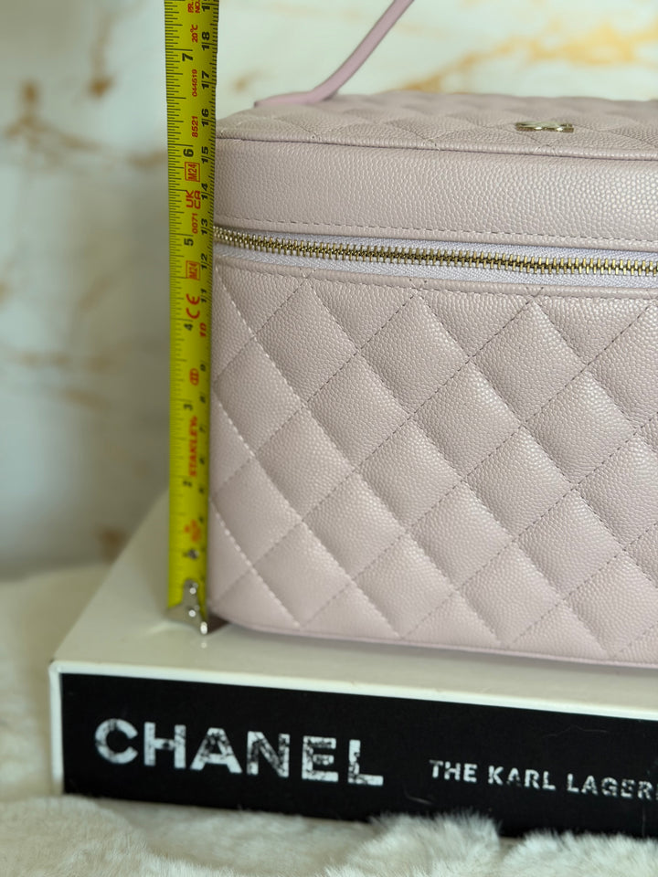 CHANEL series 31 21S Lilac undertone Pink Caviar Vanity Make Up Case 2021