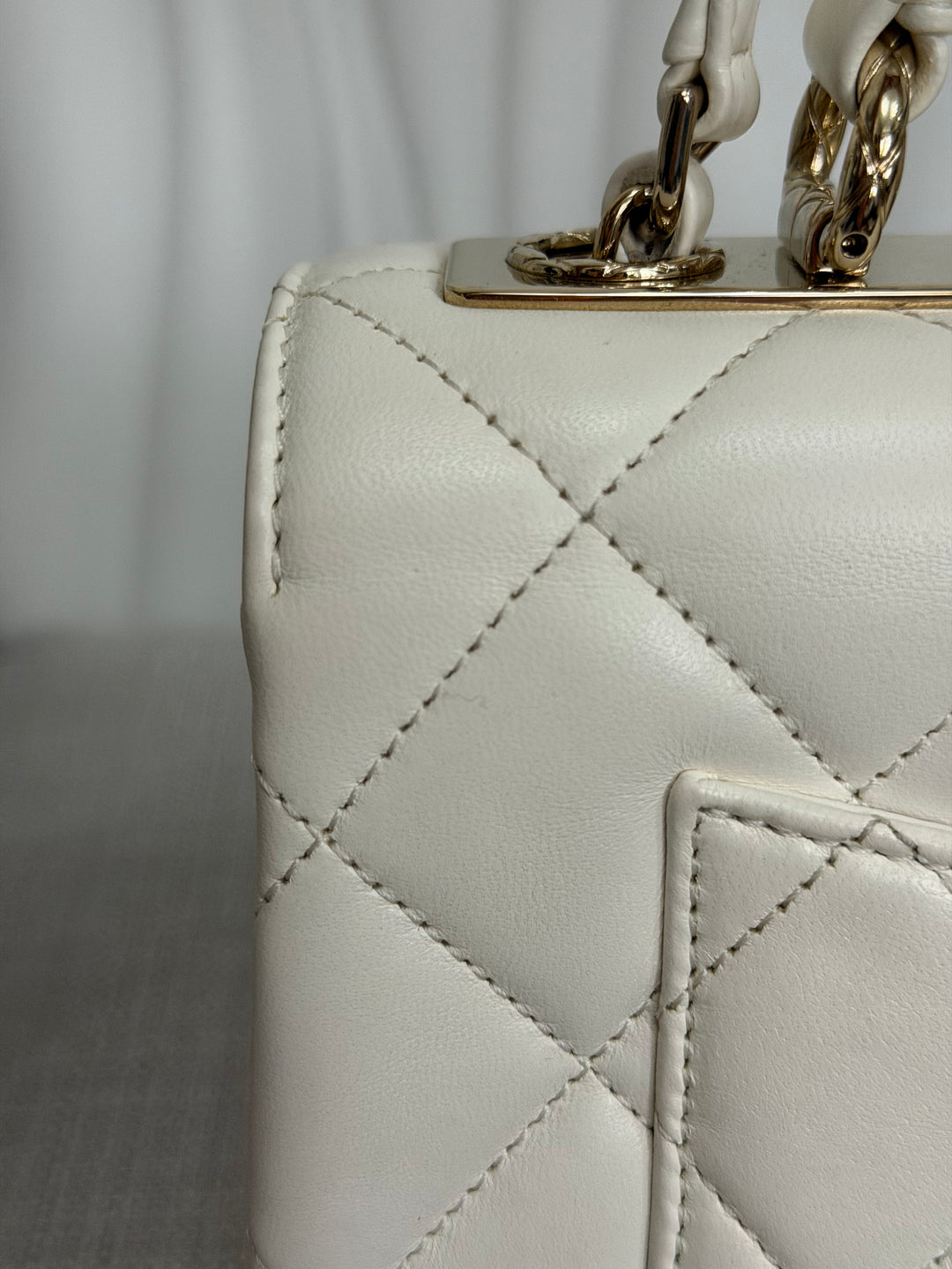 CHANEL 23S collection 2023 White Lambskin LGHW Trendy CC Flap Bag size Small with raised CHANEL Engraved Plate Top Handle
