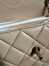 Load image into Gallery viewer, Chanel series 31 (2021) 21S Beige Lambskin LGHW Small Trendy CC Flap Bag with non detachable shoulder strap
