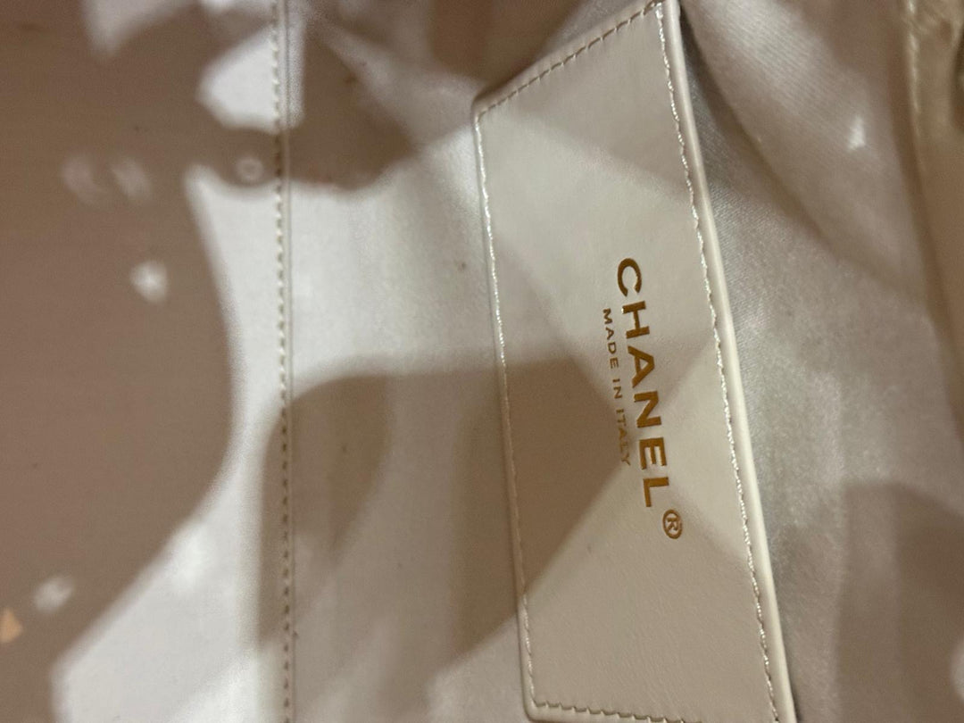 CHANEL Beige Caviar Aged GHW 25 Hobo Bag size SMALL 2025 25S collection