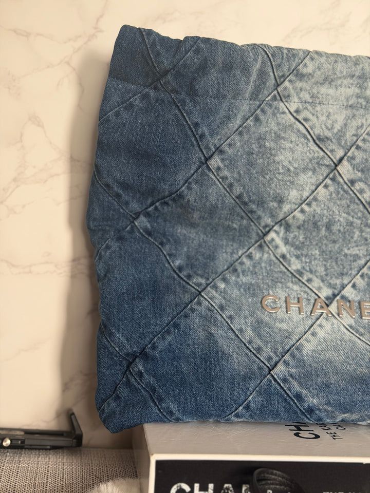 CHANEL Denim 22 Hobo Bag size Medium SHW with detachable pouch 2022