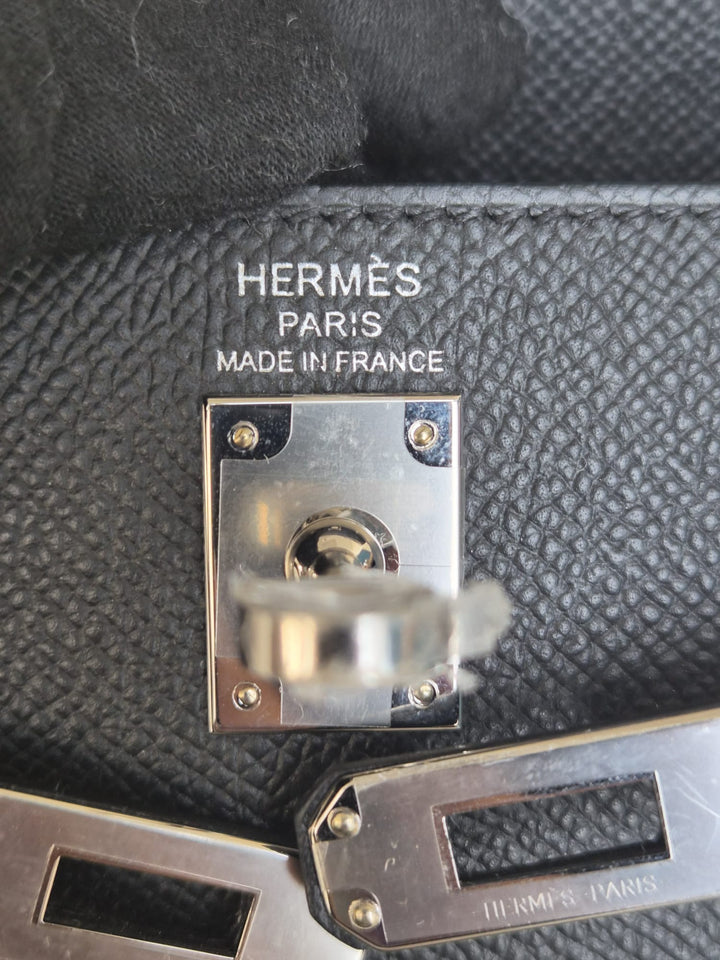 WA/Email to Purchase only- HERMÈS Kelly 25 Sellier Epsom Black 89/Noir 89 PHW Palladium Hardware 2024 W- unused
