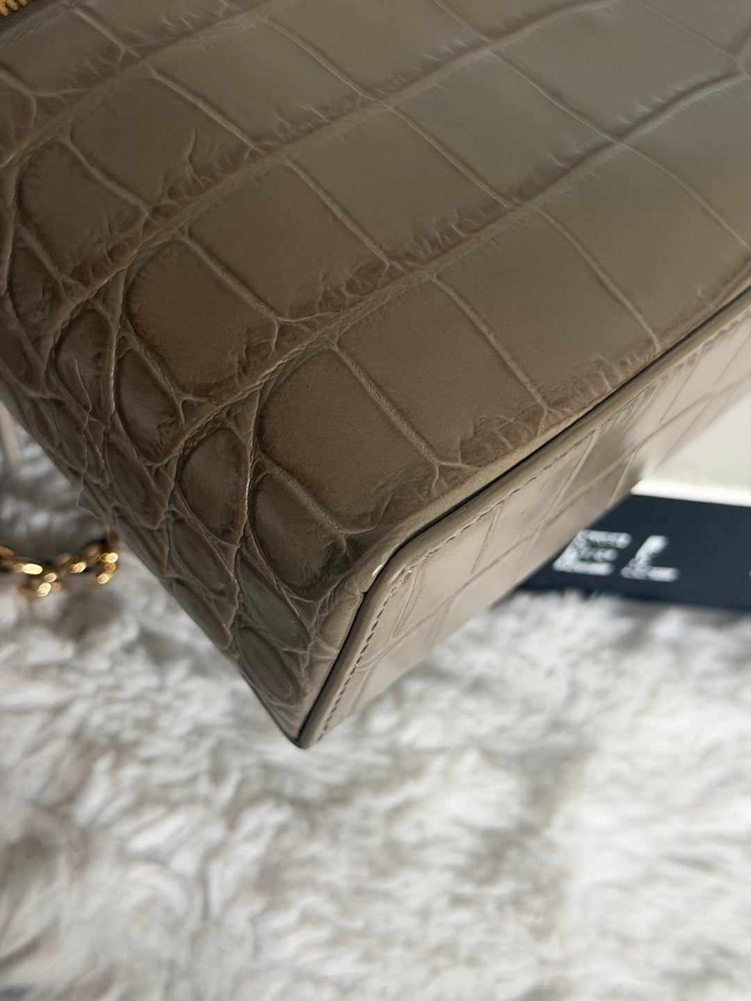 CHANEL 26A Etoupe Khaki Croc Embossed Calf skin LGHW LP Long Vanity size Medium 23 cms with detachable chain 2026