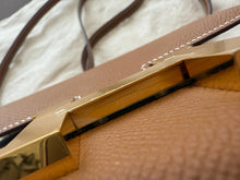Load image into Gallery viewer, HERMES Constance 18 Gold Epsom Leather GHW Flap bag Stamp B 2023
