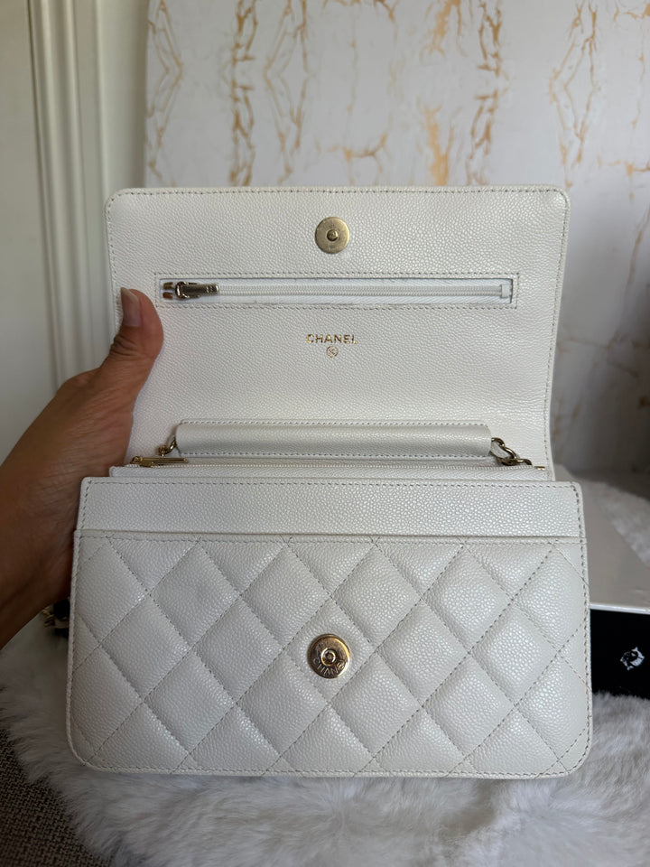CHANEL White Caviar LGHW Classic Wallet on Chain (WOC) 2024