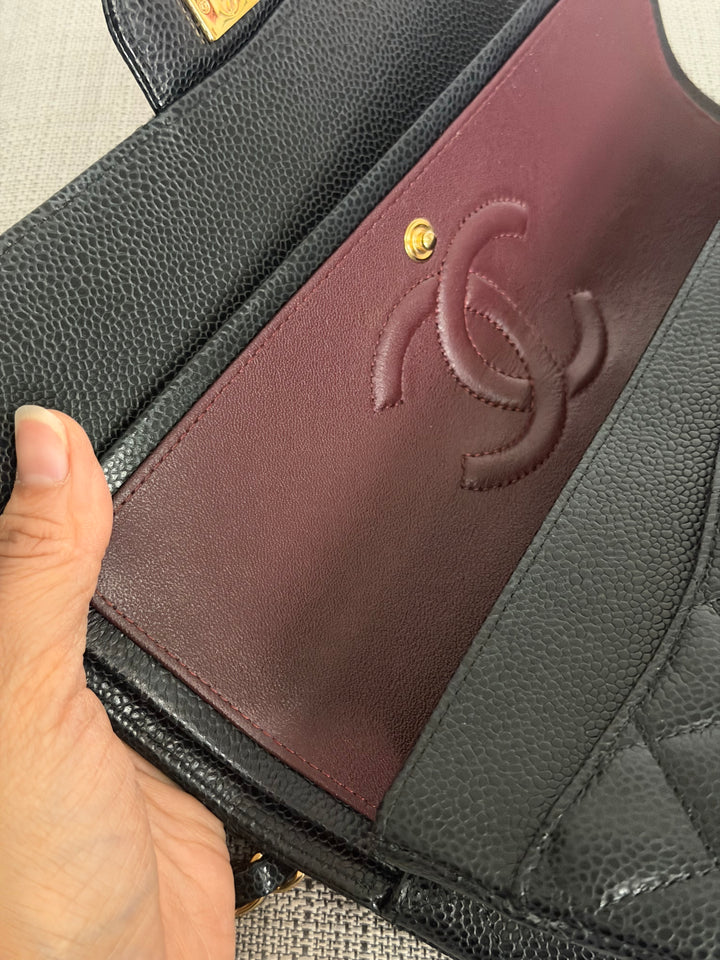 CHANEL 2022 Black Caviar GHW Timeless Classic Medium ML 11.12 Double Flap Bag