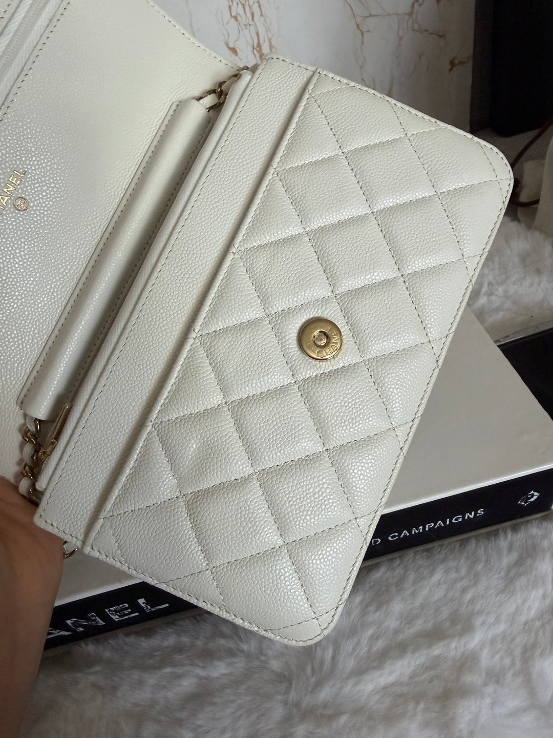 CHANEL White Caviar LGHW Classic Wallet on Chain (WOC) 2024