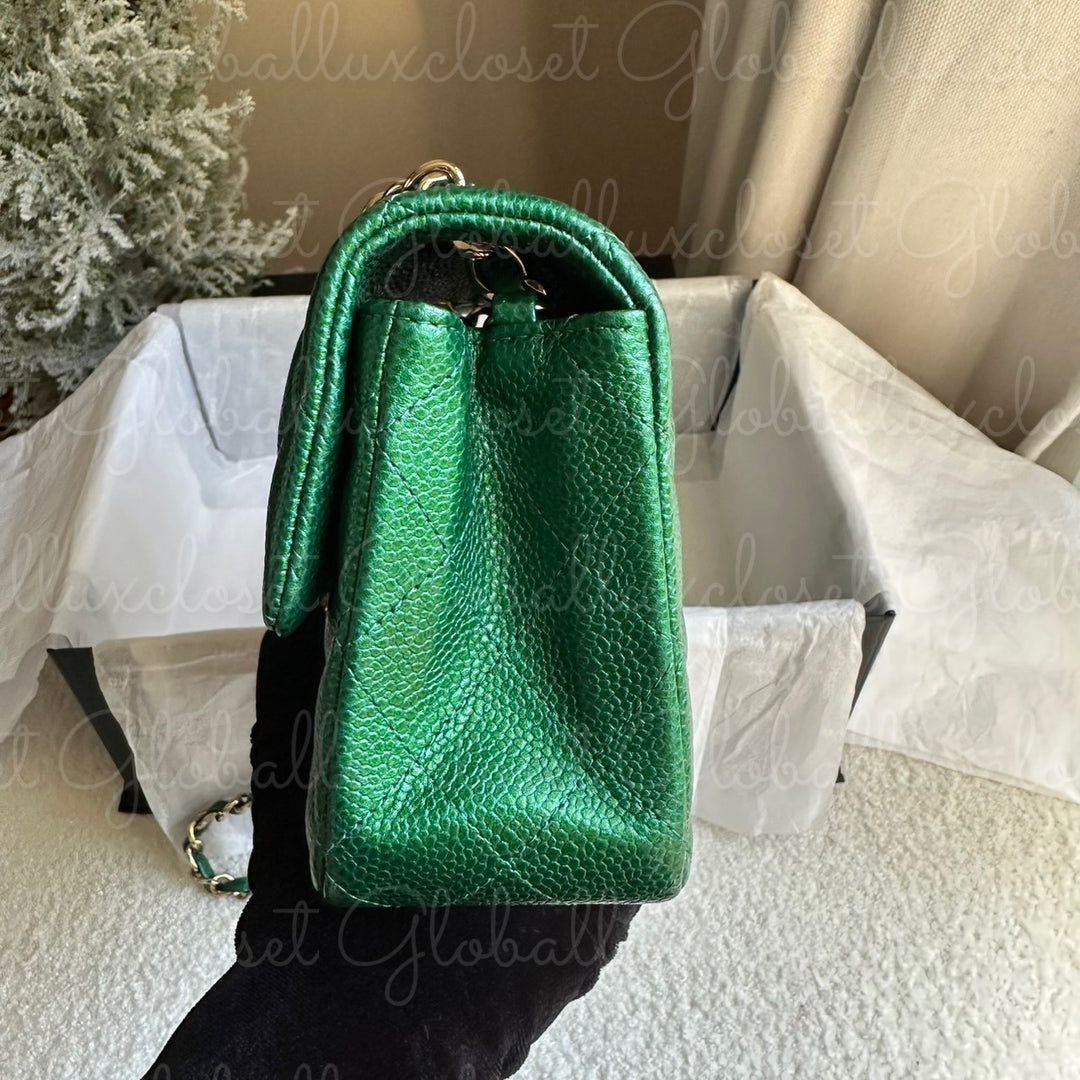 CHANEL 18S Series 25 Emerald Green Caviar LGHW Mini rectangular flap bag 2018 RARE UNICORN FIND