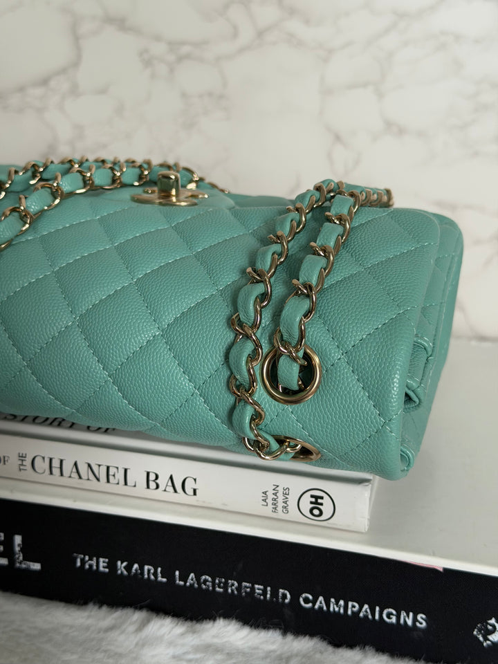 CHANEL 21S series 31 Tiffany Green/Blue Caviar LGHW Small Timeless Classic Double Flap Bag 2021 super rare