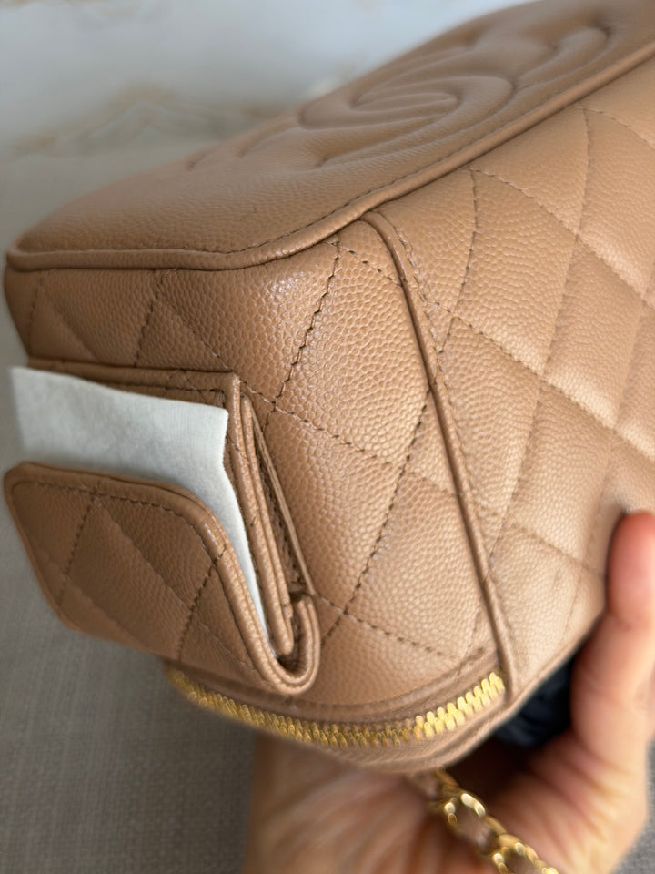 CHANEL Dark Beige Caviar Quilted Polly Pockets Cargo Small Vanity Case with Aged GHW 2023