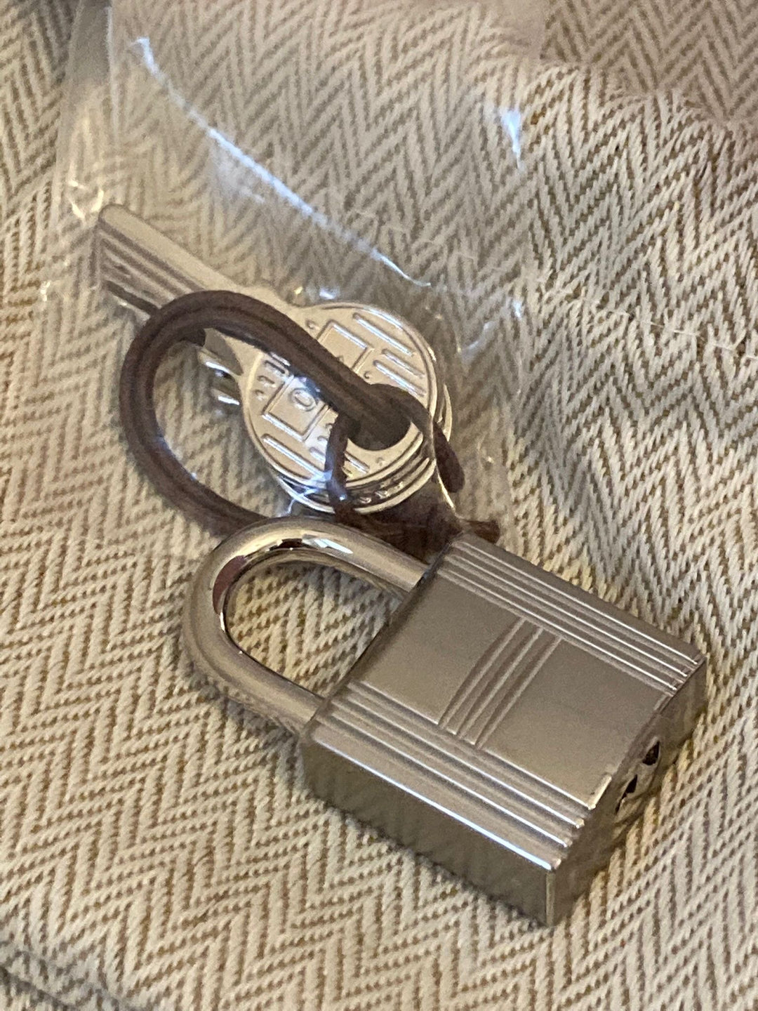 Hermes Rose Sakura Palladium Hardware Picotin 18 (stamp W)