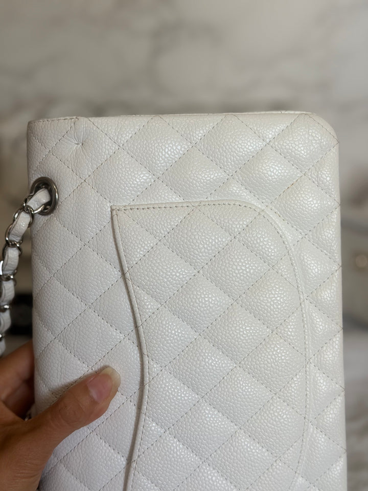 CHANEL series 12 Vintage White Caviar SHW Medium ML Timeless Classic Double Flap Bag 2009