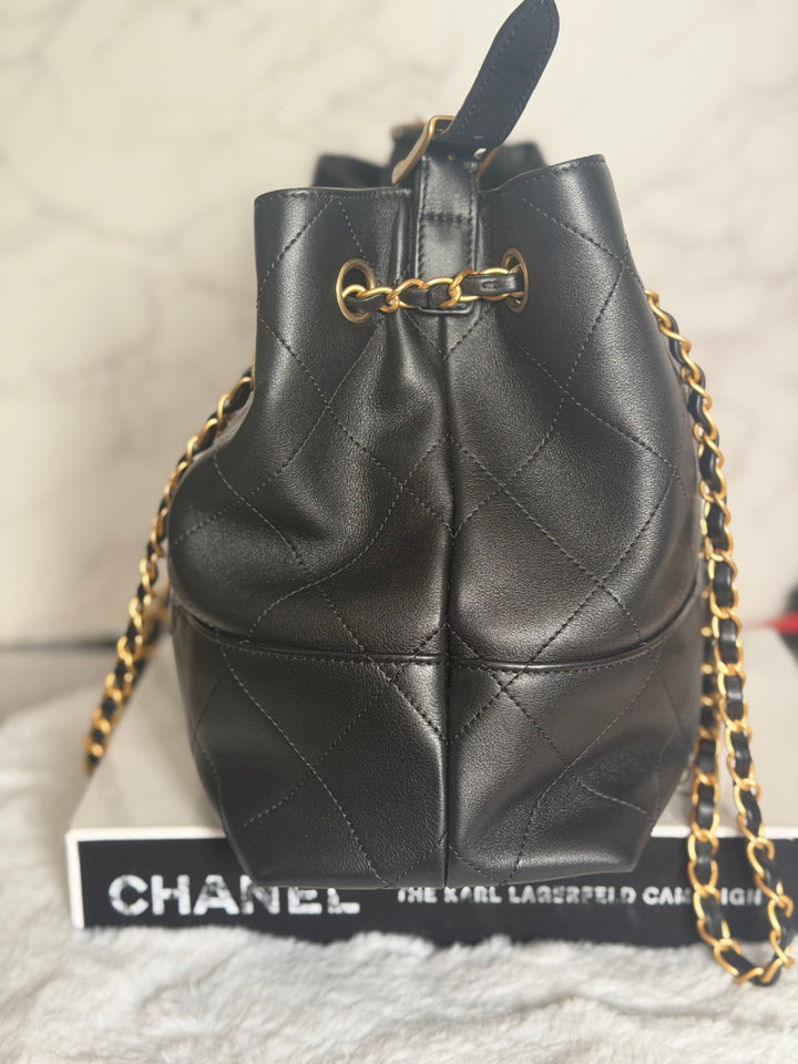 CHANEL 25A Black Calf Skin aged GHW Hobo Shopping Bag size Small 2025