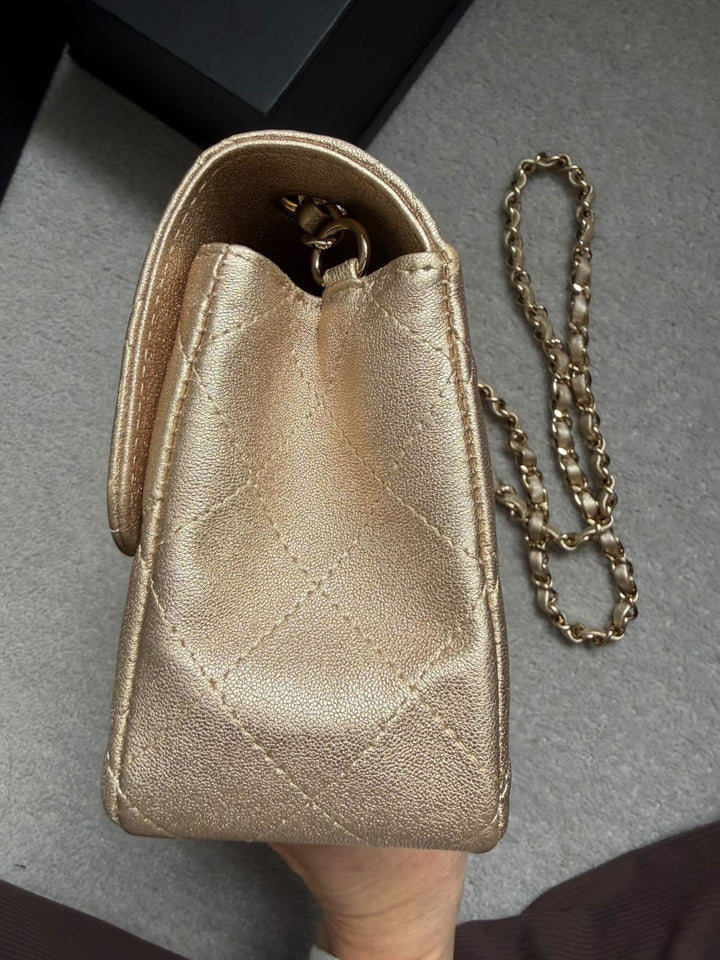 CHANEL series 31 21P Collection Iridescent Gold Lambskin LGHW Mini Rectangular Flap Bag 2021