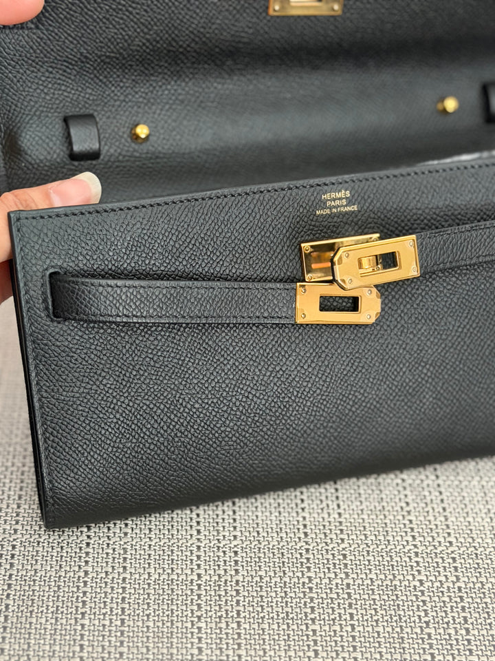 HERMES Noir Black Epsom Leather GHW Kelly To Go Stamp Z 2021