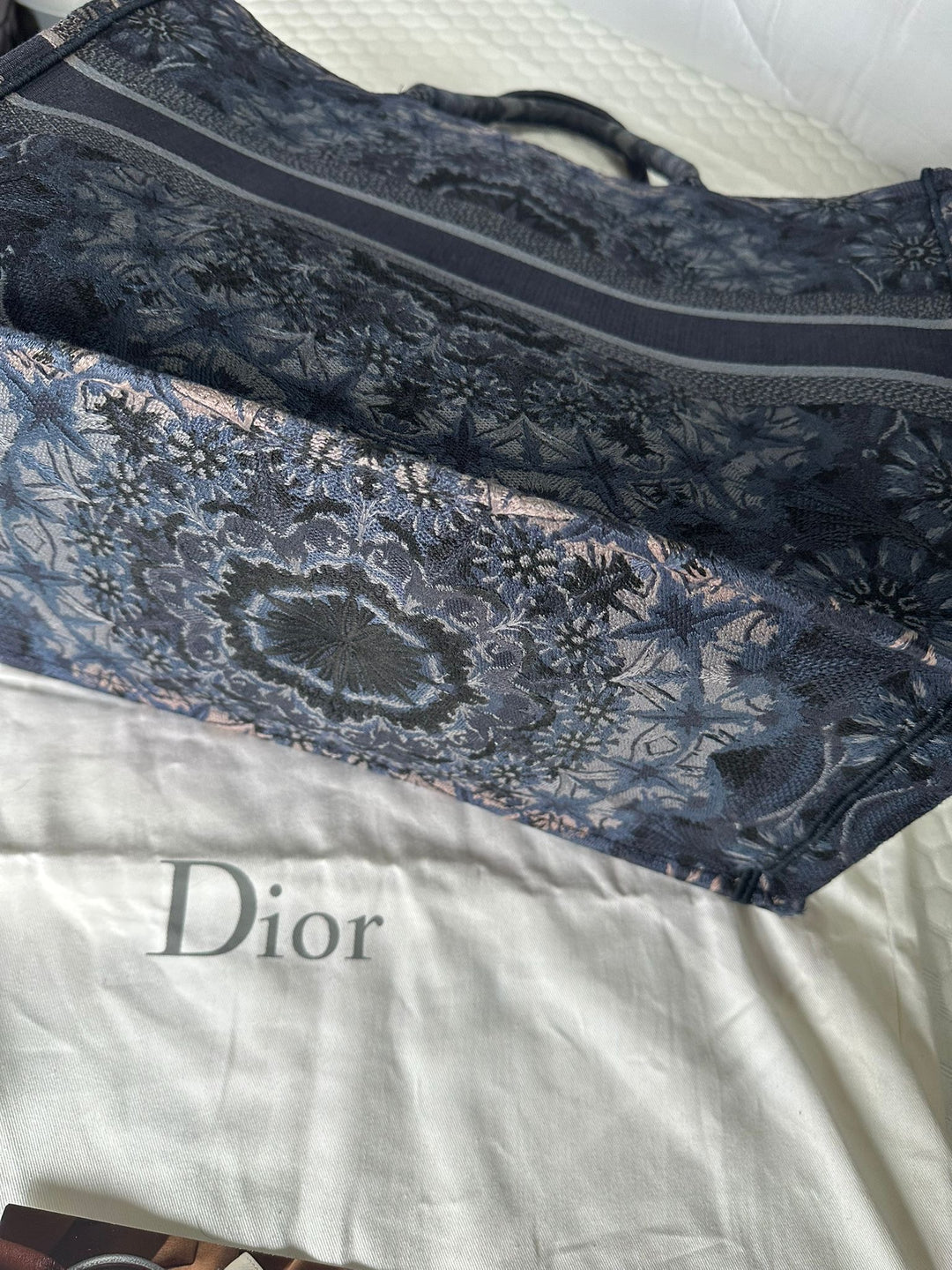 Dior Book Tote size Large