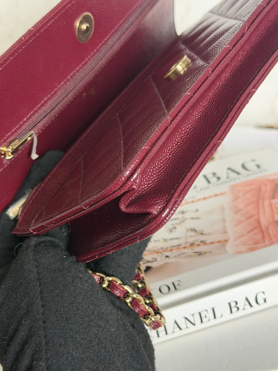 CHANEL 21B Burgundy Caviar LGHW Classic Wallet On Chain (WOC) 2021