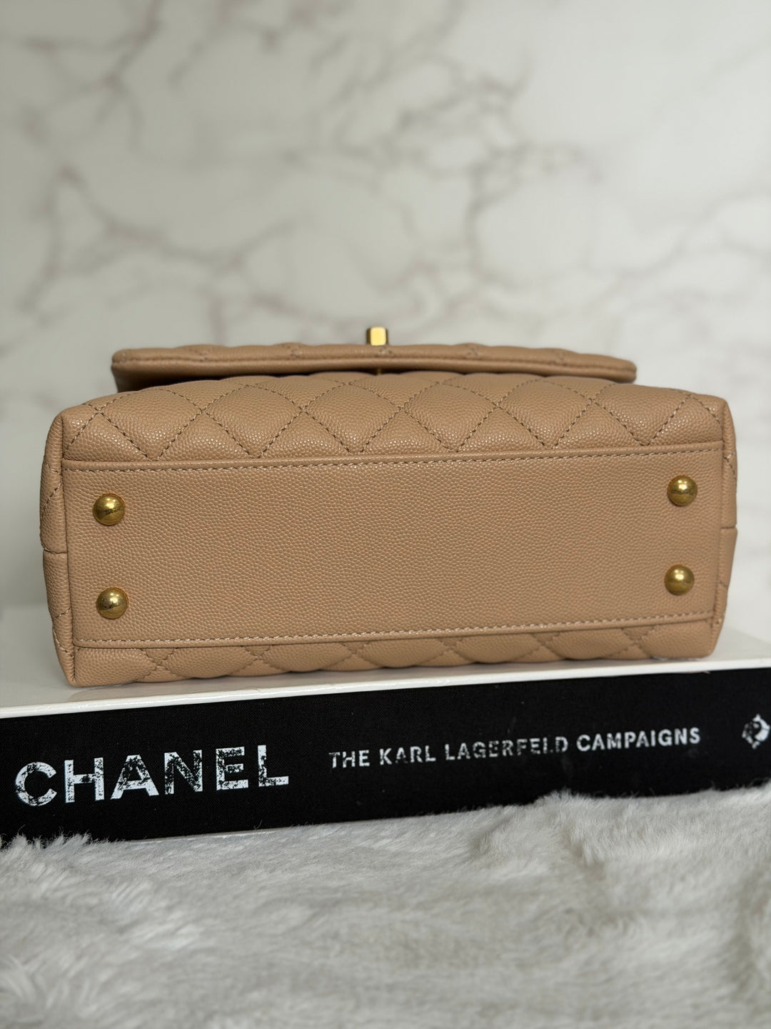 CHANEL series 29 Beige Caviar Aged GHW Deep burgundy Lizard Handle Coco Handle size Small 2019/2020