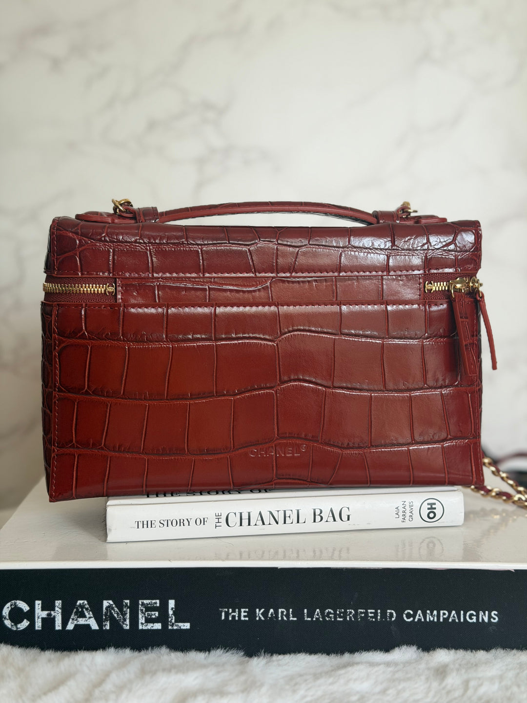 CHANEL 26B Croc Embossed Burgundy Calf Skin LP Long Vanity size Medium 23 cms 2026 Matthieu Blazy