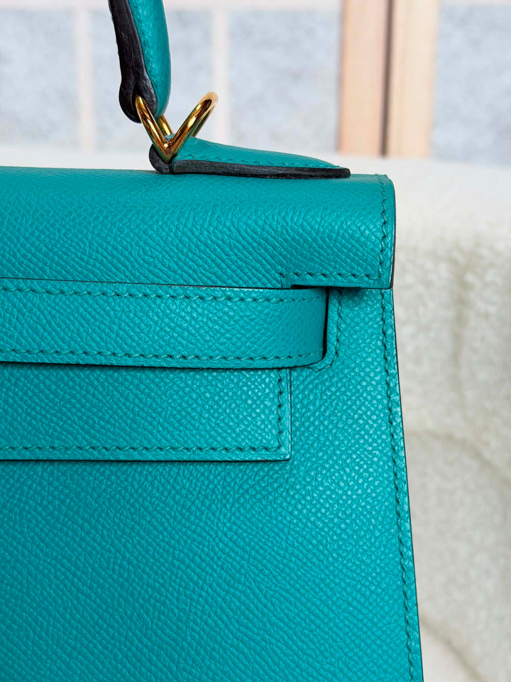 HERMÈS Kelly 28 Epsom Leather Sellier Special Order Bleu Paon GHW Stamp D 2019