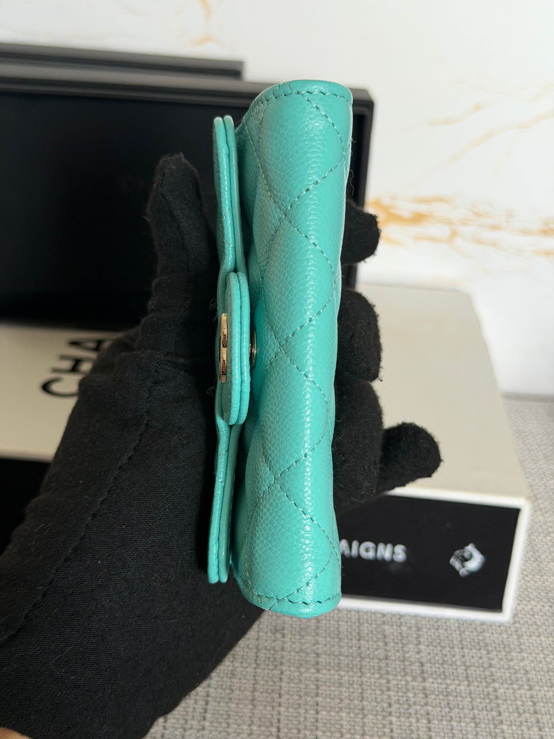 CHANEL 25C Turquoise Caviar LGHW Classic Snap Flap Card holder 2025