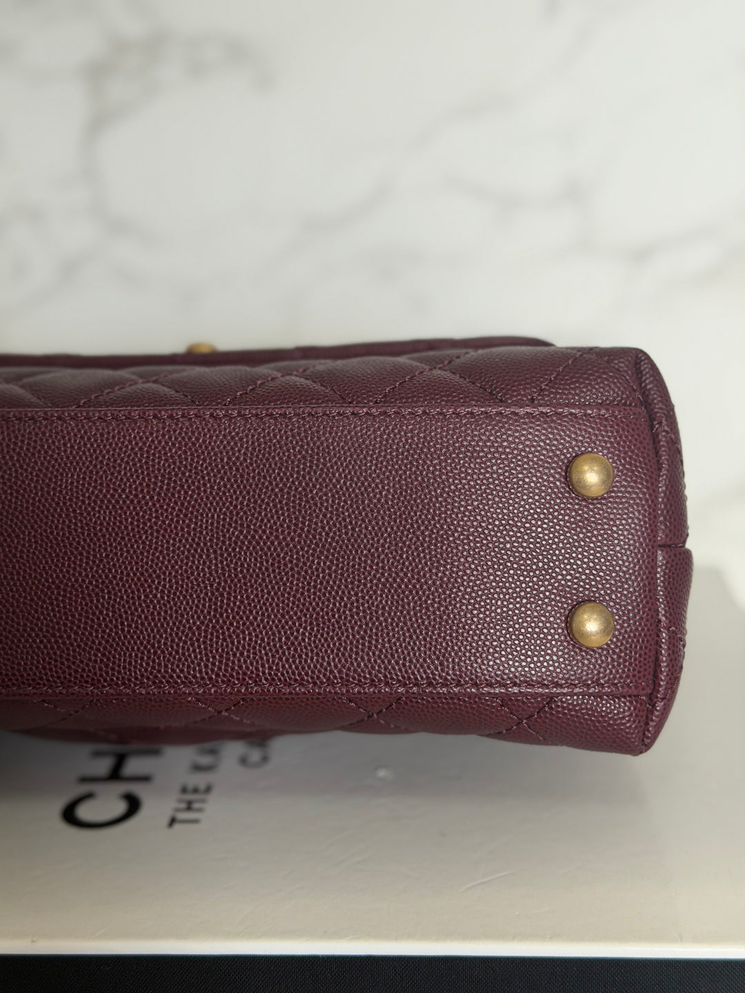 CHANEL series 26 Burgundy Caviar Aged GHW Coco Handle Flap Bag size SMALL with Pink sea snake handle 2018