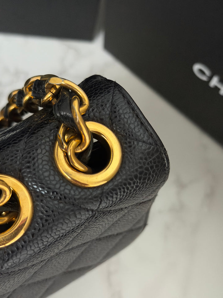 Chanel Series 7 24K GHW Black Caviar Vintage Jumbo Single Flap Bag 2008/2009