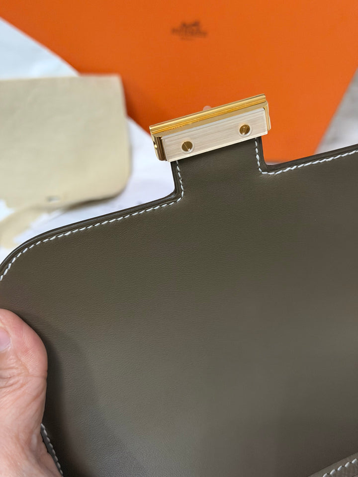 Hermes Constance 18 Etoupe Epsom Leather GHW Flap Bag Stamp D 2019