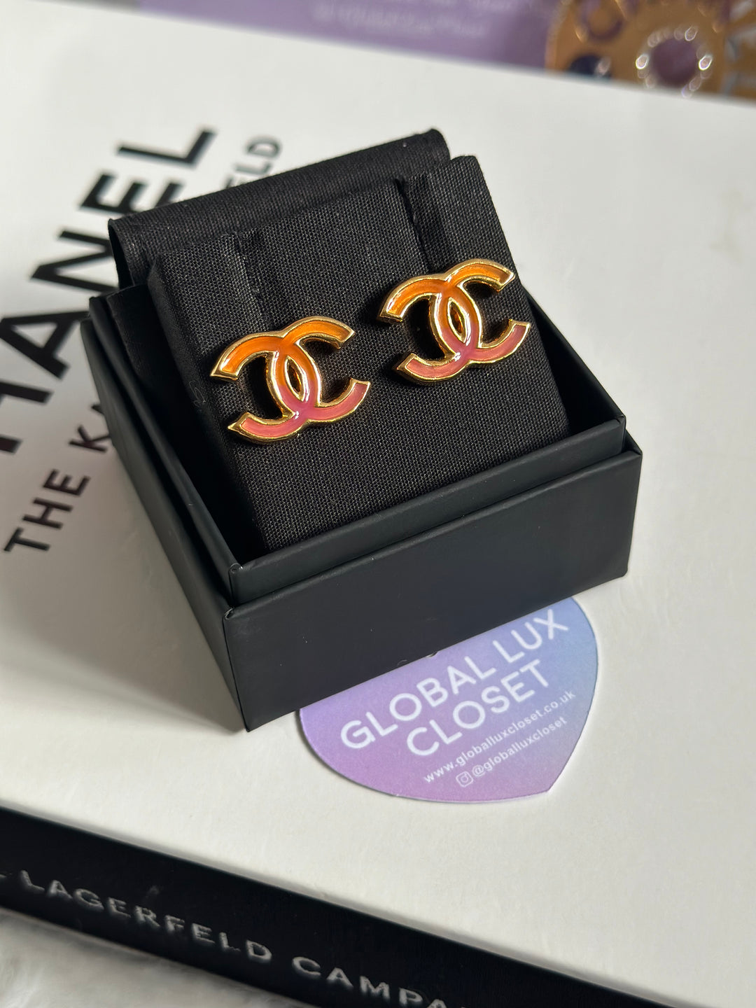 Chanel 23C Ombré Pink and orange Gold tone earrings