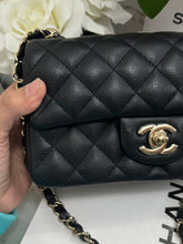 Load image into Gallery viewer, Chanel series 24 17B 2017 Fall/Winter Collection Black caviar LGHW Mini Rectangular Flap Bag with Burgundy Leather lining
