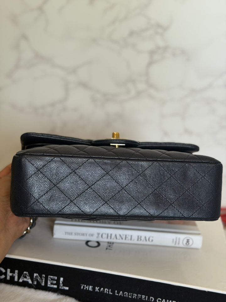 CHANEL series 31 Dark Navy Caviar LGHW Small Timeless Classic Double Flap Bag 2020/2021