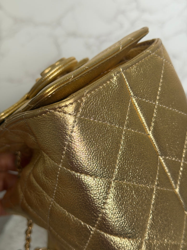 CHANEL 26C Gold Caviar Mini 25 Hobo Bag with Aged GHW 2026