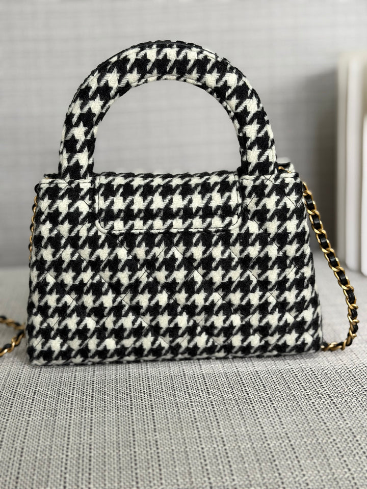 CHANEL 24A 2024 Black and White Houndstooth Tweed Kelly Small Shopping Bag with Chain Aged GHW