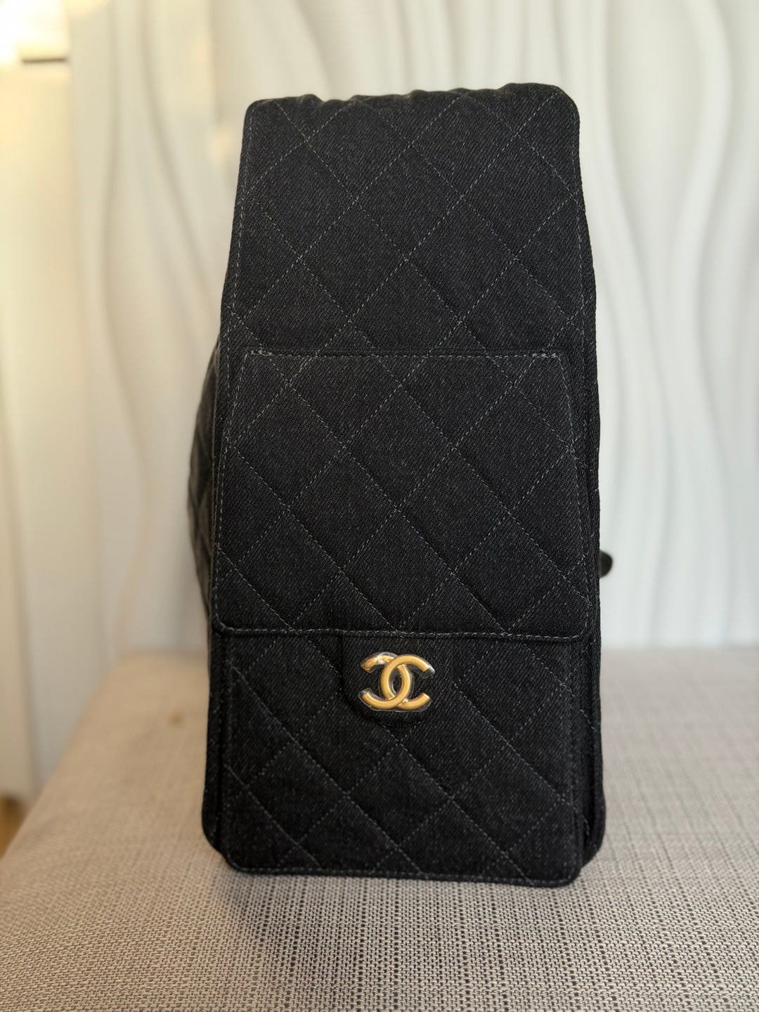 CHANEL 25S 2025 Black Denim Medium 25 Hobo Bag with Detachable Pouch Aged GHW