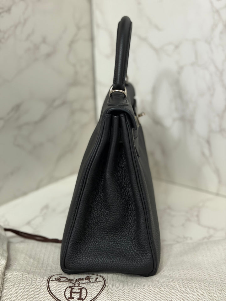 HERMES Noir Black Togo Leather with Palladium Hardware Kelly 28 Retourne Bag Stamp R 2014