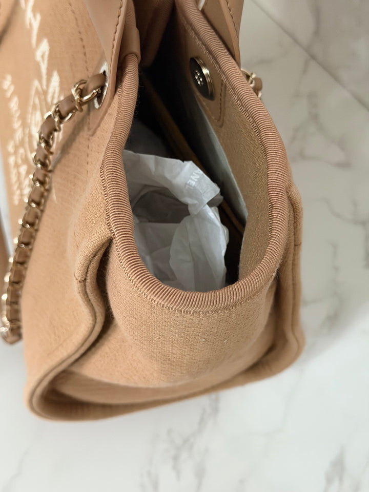 CHANEL 24P collection 2024 Beige Tweed Deauville Tote size Small with top handle LGHW and pouch