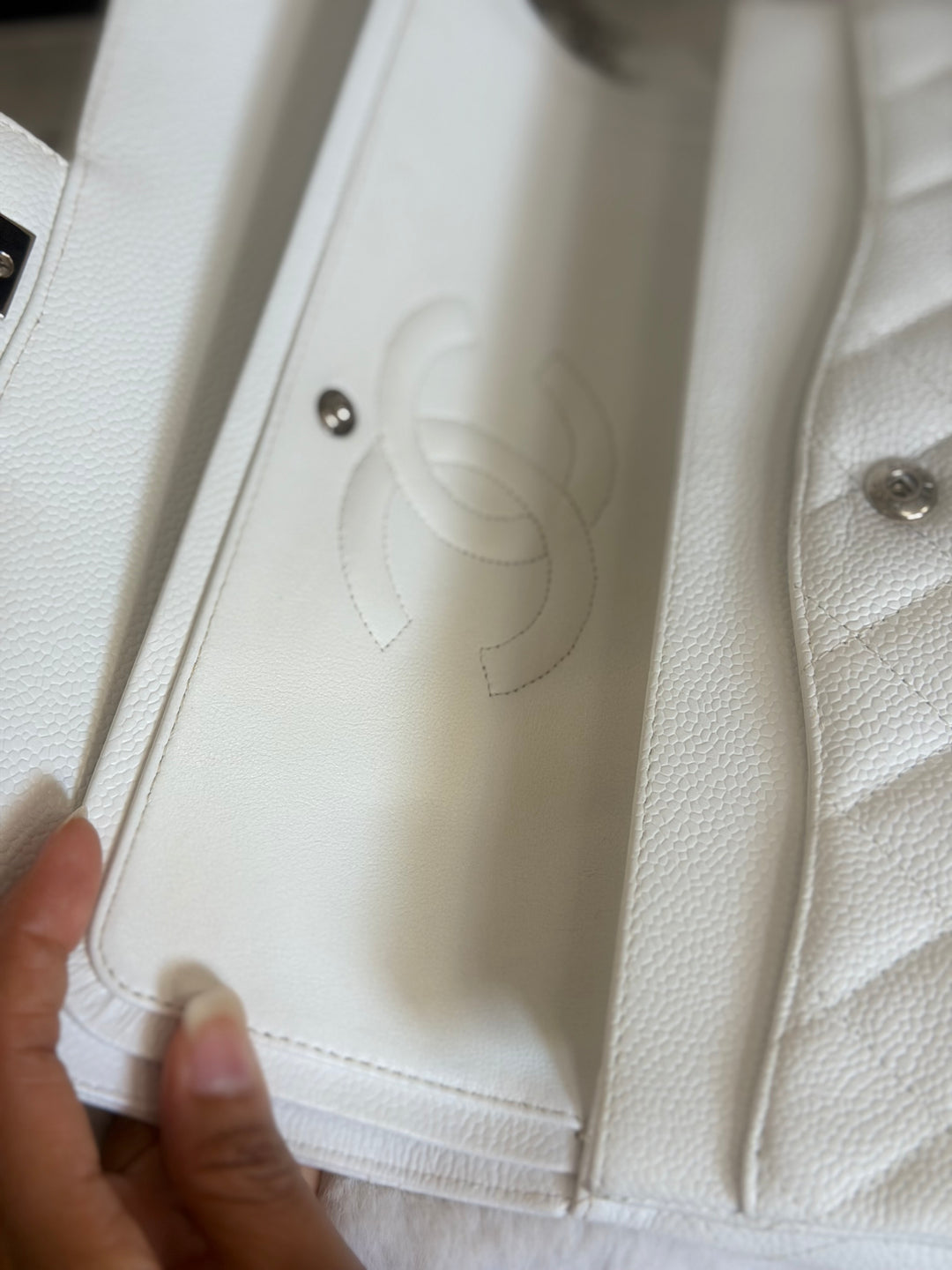 CHANEL series 12 Vintage White Caviar SHW Medium ML Timeless Classic Double Flap Bag 2009