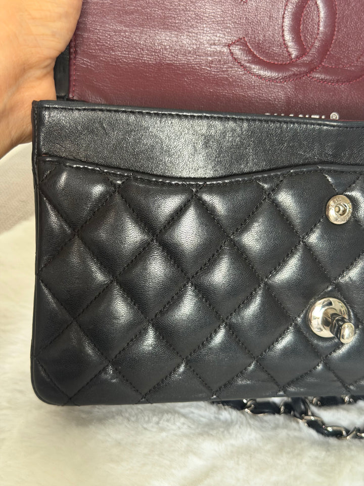 CHANEL series 12 Black Lambskin SHW Medium ML Timeless Classic Double Flap Bag 2011