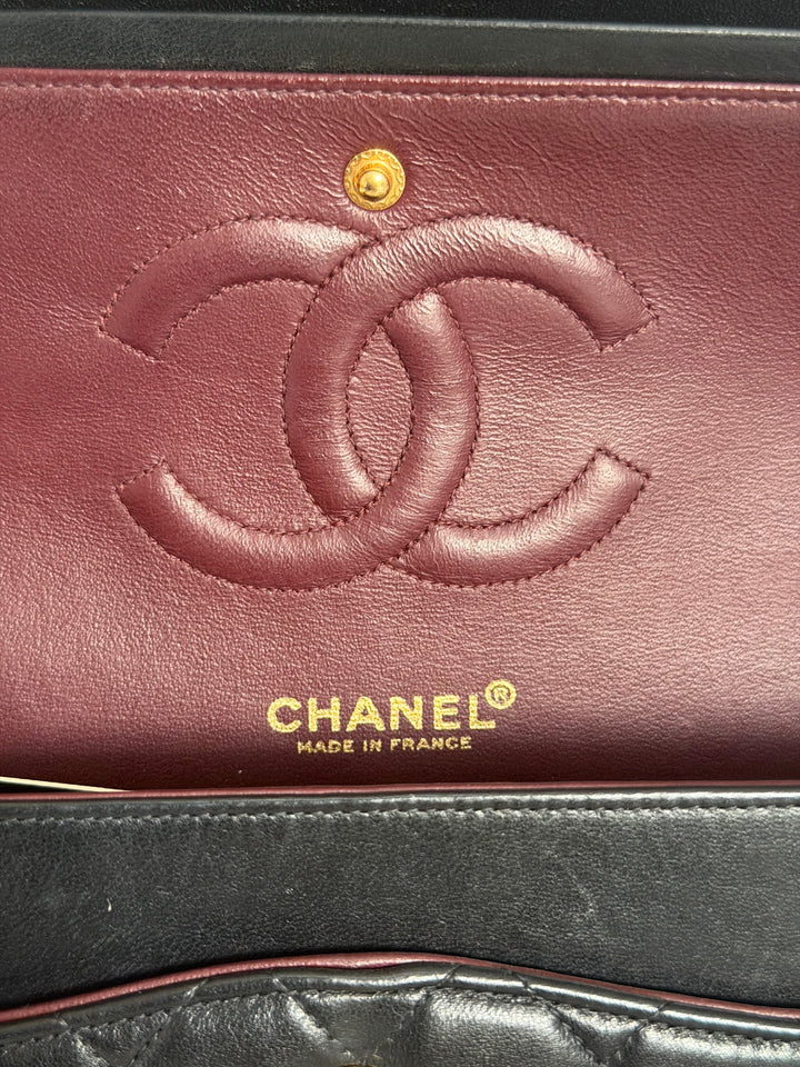CHANEL series 6 Black Lambskin 24K GHW Vintage Medium ML Timeless Classic Double Flap Bag circa 2000-2002