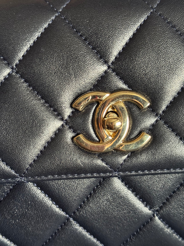 Chanel series 28 2018/2019 Navy Lambskin Champagne GHW Trendy CC Flap Bag size Small with Detachable Strap