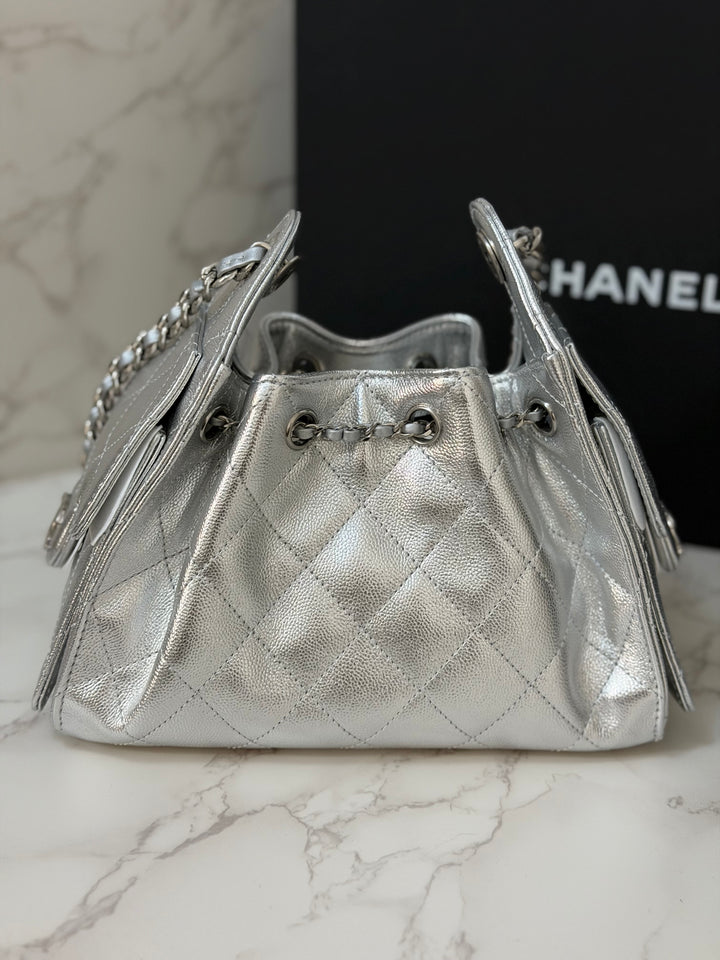 CHANEL 26C Silver Caviar shiny SHW Mini 25 Hobo Bag